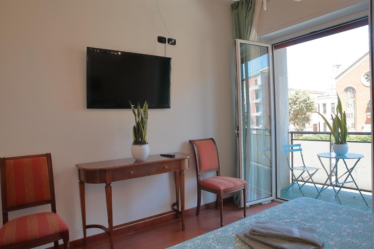 Savoia & Cavour _ Premium Signature _ Hotel Bari Exterior photo